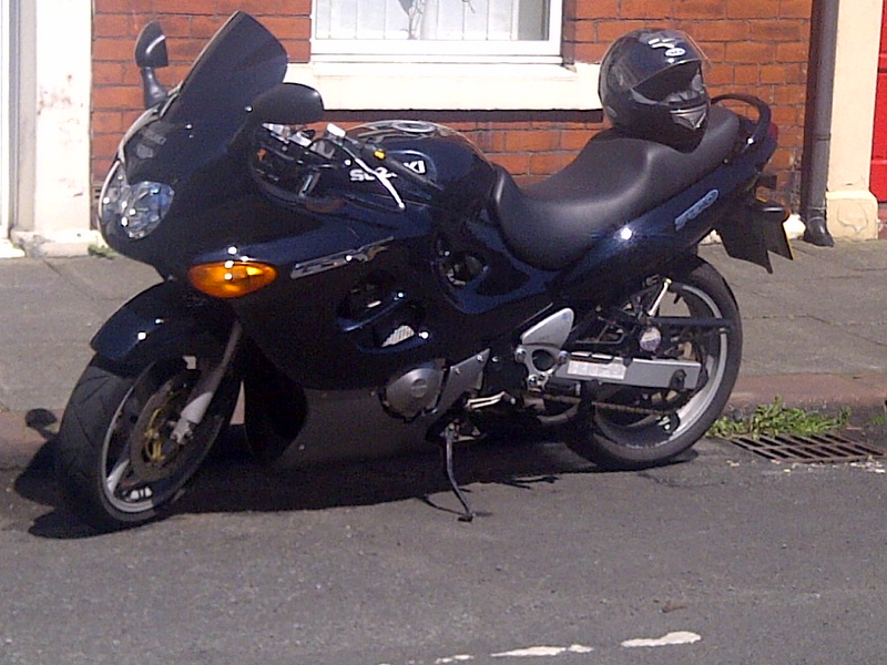 Suzuki GSXF